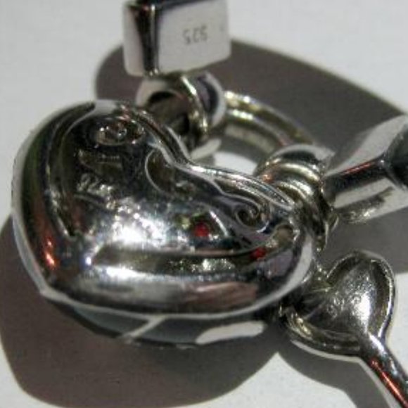 SO RARE Womens Black White Puffy BELLE ETOILE KEY TO MY HEART Charm Ring 8 8.5 - Picture 5 of 8